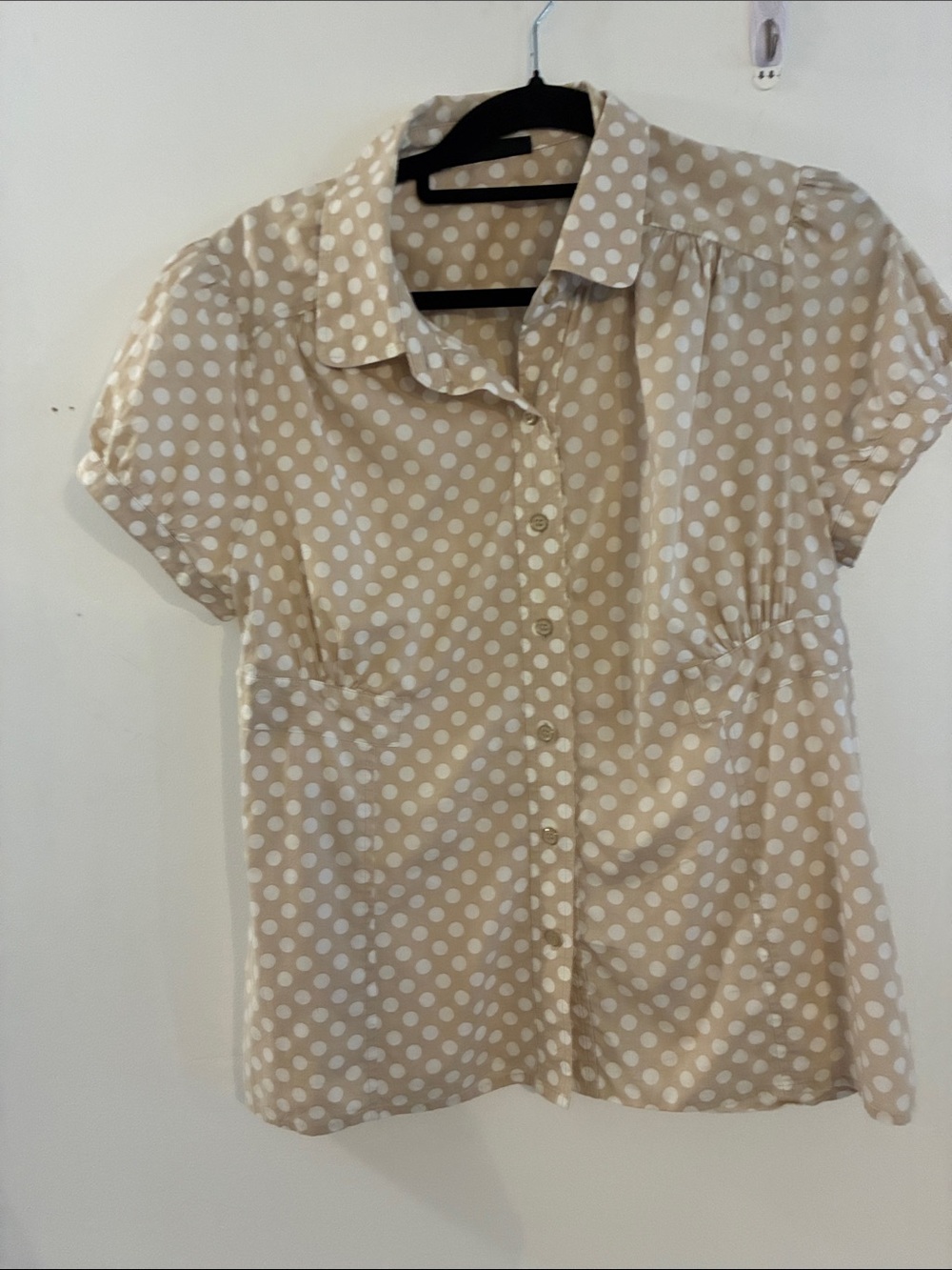 Polka Dot Short-Sleeve Button-Up Blouse - Beige/White Rockabilly M